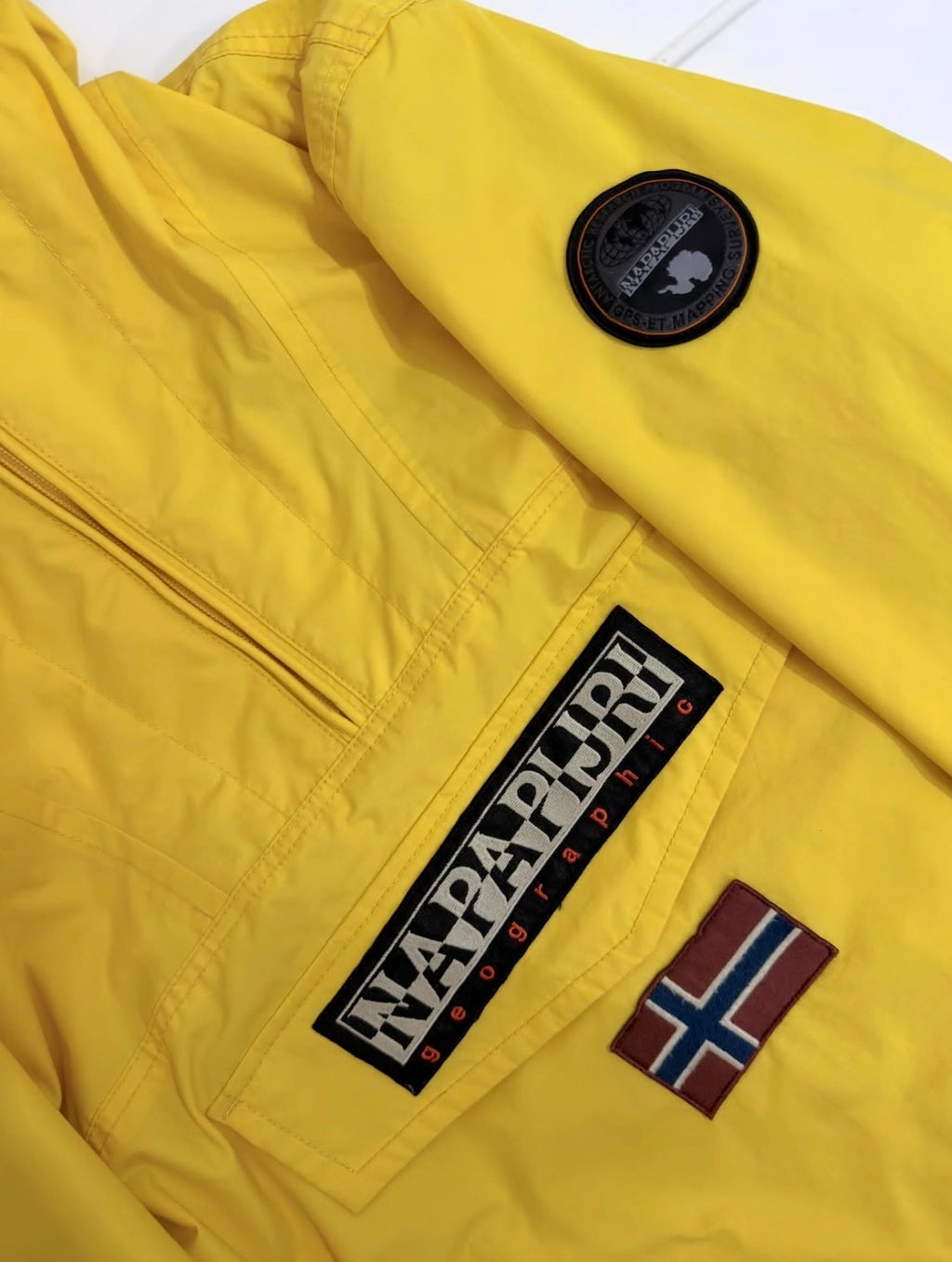Napapijri Rainforest Summer 2 Side Pocket🇳🇴